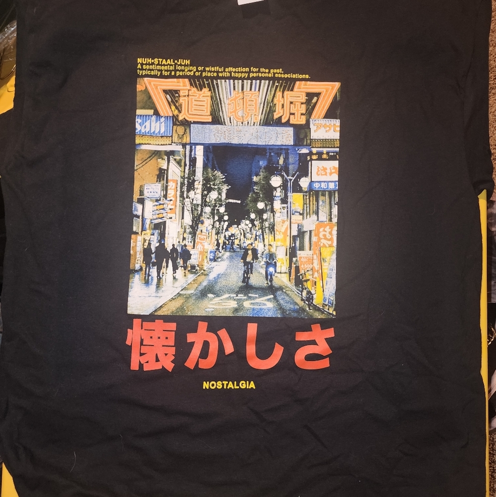 Mens large nostalgia short sleeve tee